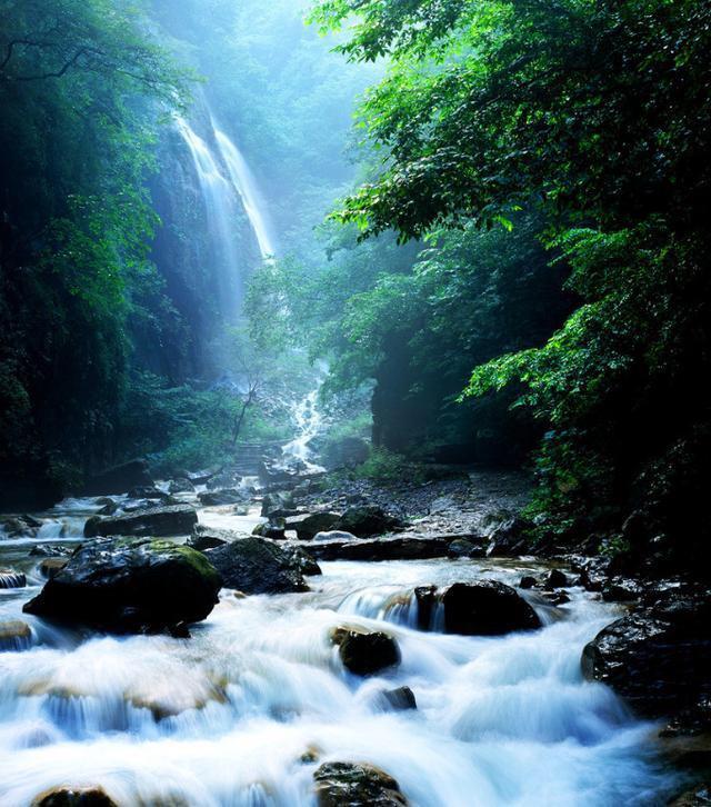 云台山在哪里，河南旅游云台山在哪里（为什么很多人吐槽太贵）