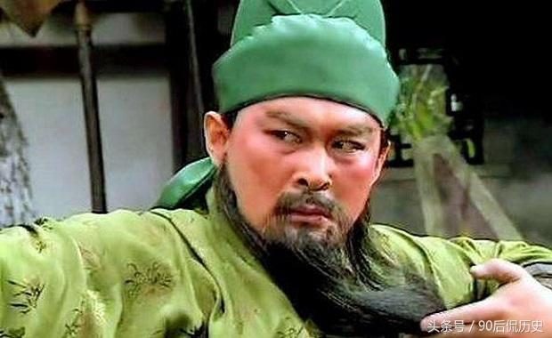 关公月下斩貂蝉，关羽月下斩貂蝉是真的吗（关公夜读《春秋》）