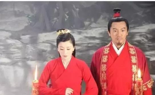 终于找到苏有朋至今未婚的原因了，大概是戏里的女主角都嫁人了