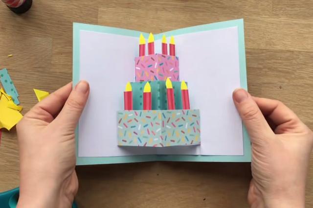 怎么制作立体贺卡手绘生日礼物(和宝宝一起diy动手做个生日卡片吧)