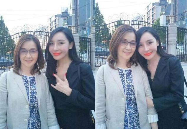 贺冬冬被怼是哪一期，贺冬冬被怼是哪一期李晨（36岁李小璐与闺蜜近照）