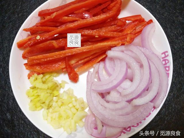 减肥食谱家常菜，减肥家常菜做法大全（肉丝搭配这三样蔬菜）