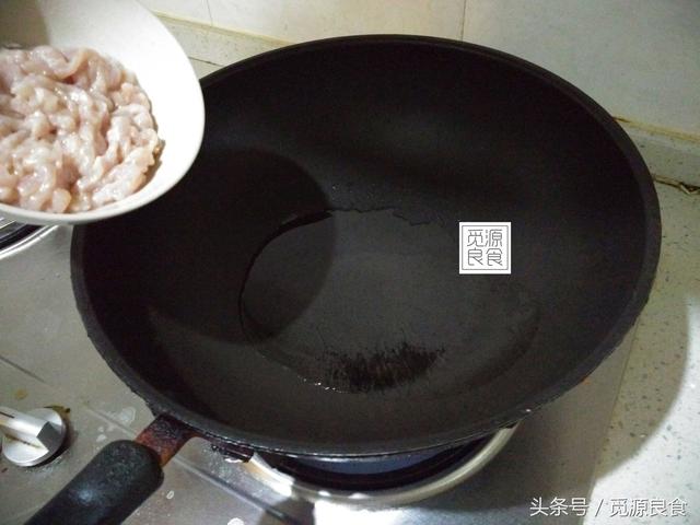 减肥食谱家常菜，减肥家常菜做法大全（肉丝搭配这三样蔬菜）