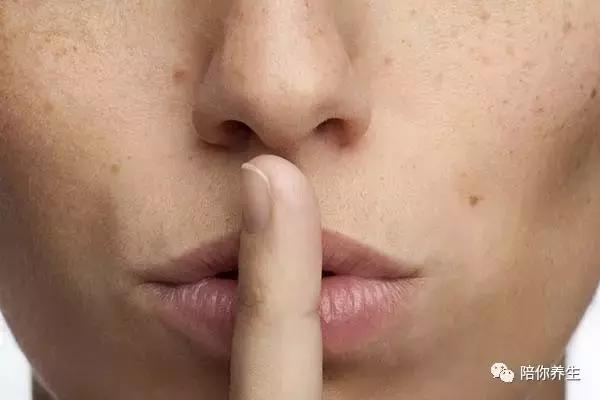 祛斑方法小妙招，家有妙招祛斑方法（淡斑美白小妙招我来告诉你）