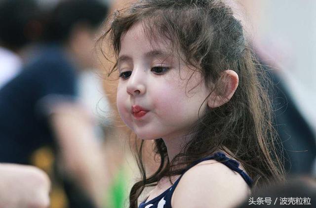 美人沟是遗传的吗，美人沟下巴是父母遗传的吗（这4个部位最容易被遗传）