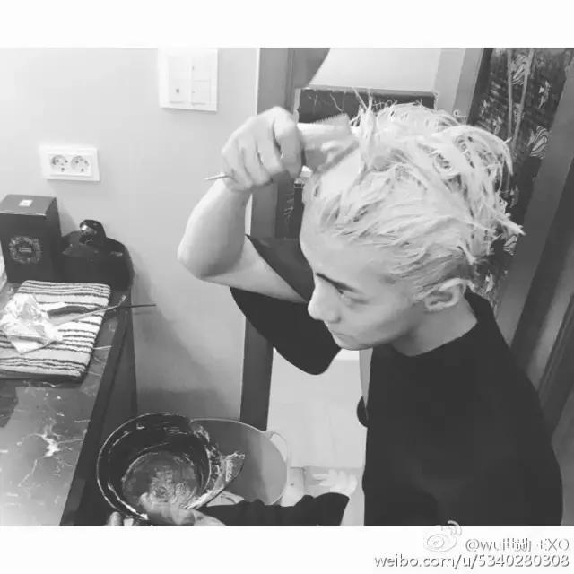 小白染发教程手法完整，零基础染发教程（手残党也可以轻松染出各种发色）