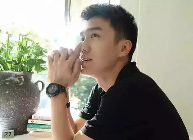 新闻袋袋裤屠化，屠化（屠化冰）（从少儿节目到《普法栏目剧》主持人屠化的的成长历程）