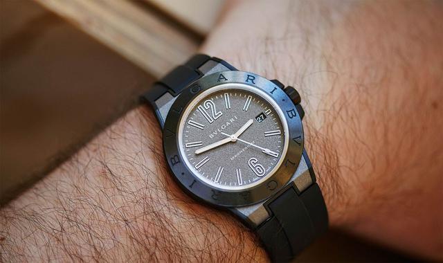 表带如何清洗，手表清洗方法（老邹手把手教你如何清洗打理橡胶表带）