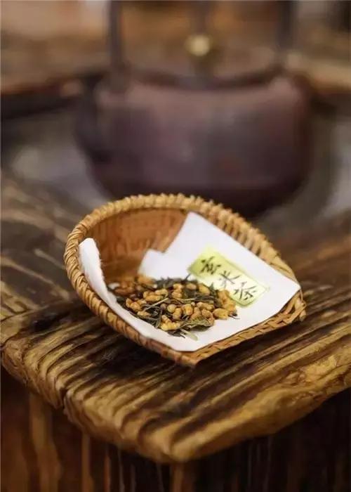 为什么许多文章的作者都叫佚名，文章作者佚名是什么意思（这么多绝美诗词）