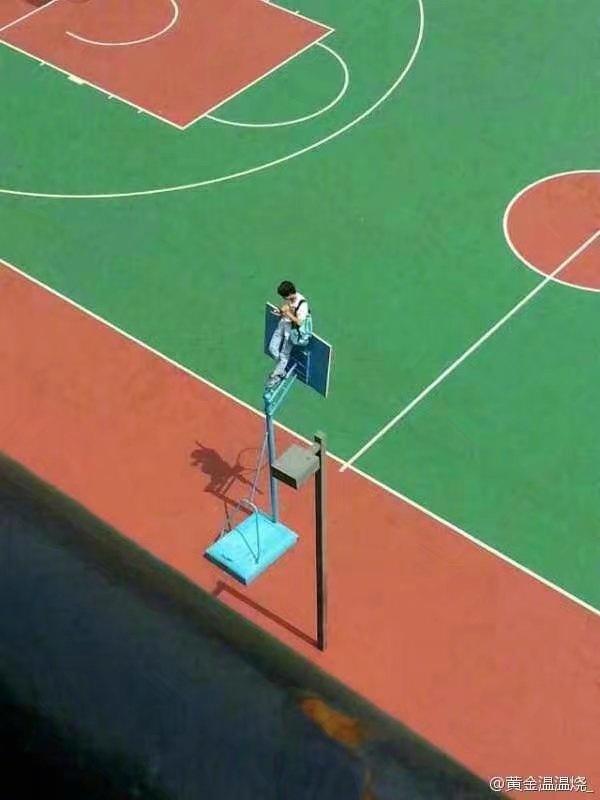 坂本大佬是什么意思，可怜你帅不过坂本大佬是什么意思（那些年我们见过的坂本大佬）