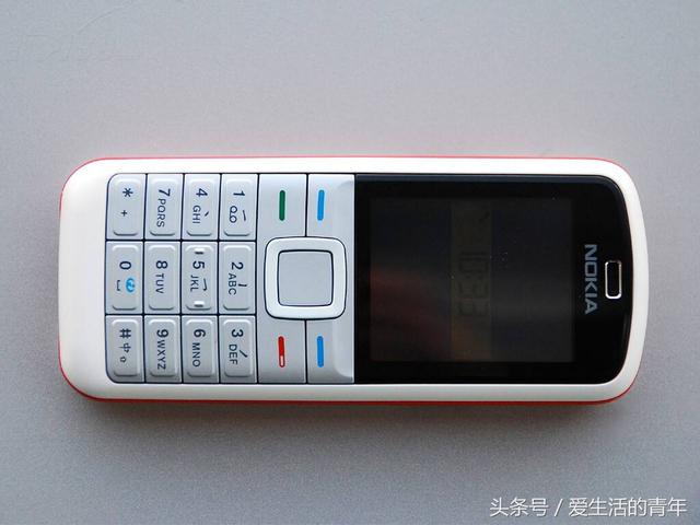 诺基亚5000系列手机，曾经的机皇5230也在其中