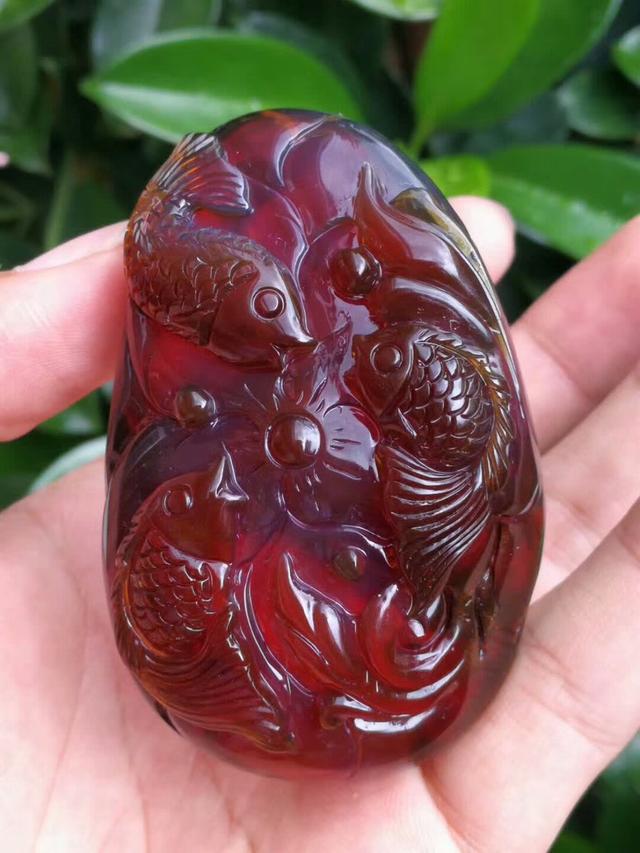 缅甸血珀鉴别方法，缅甸琥珀知多少~看图识珀之血珀
