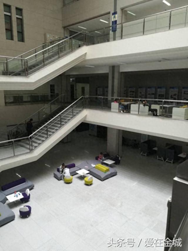 兰州大学图书馆，大学里最美的图书馆