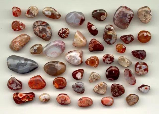 关于手链的浪漫语句，手链发朋友圈的精美句子（把只有你们知道的密语藏进定情信物）