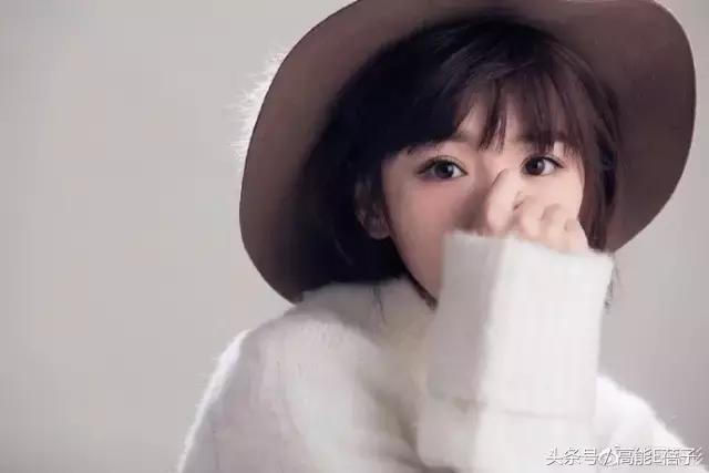 抓马是什么意思，抓马是什么意思drama（顶着娃娃脸的毛晓彤秒变抓马queen）