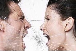 兜兜转转我们还是错过了.，兜兜转转还是错过了是什么意思（有些人兜兜转转还是在一起图片）