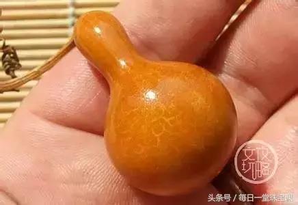 如何盘玩文玩葫芦，盘玩文玩葫芦前要打磨吗（照着做，半年玩出油润紫包浆）