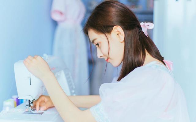 男朋友不会哄人怎么办，男友不会哄人怎么办（其实他只是不想哄你）