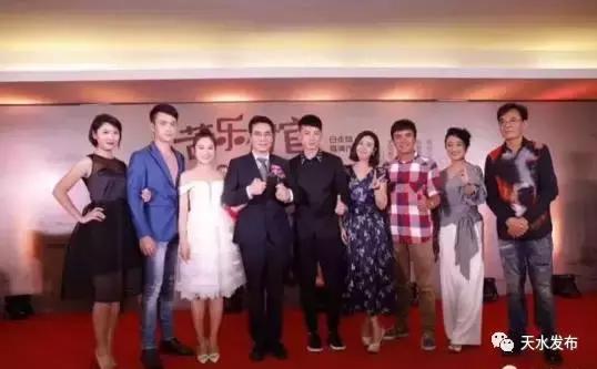 苦乐村官演员表，苦乐村官演员表尖尖棍的扮演者（30《苦乐村官》三集连播）