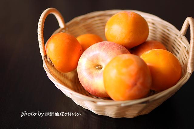 柿子怎么弄熟，生柿子怎么才能搞熟（柿子好吃熟的快）