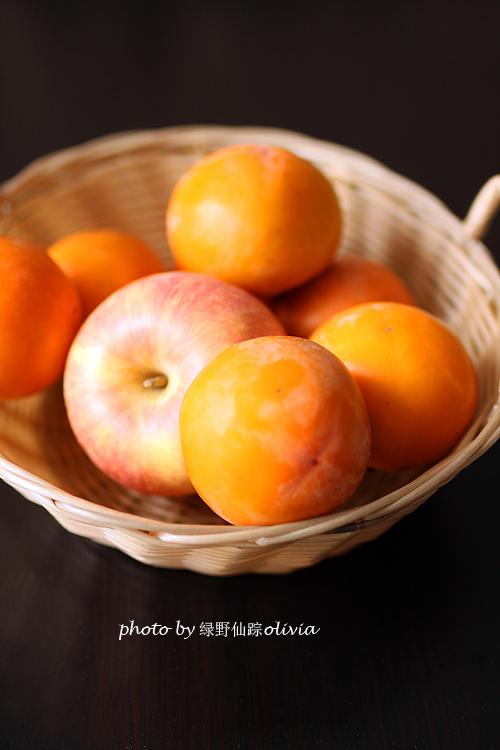 柿子怎么弄熟，生柿子怎么才能搞熟（柿子好吃熟的快）