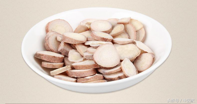 炒白芍的功效与作用，炒白芍的功效与作用的功能与主治与用量（花开三月破阴寒）