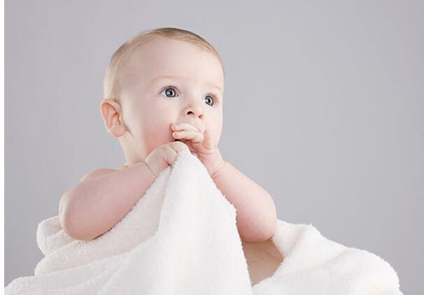 人工周期和促排卵周期的区别是什么，移植周期促排卵周期好还是人工周期好（年轻女性需要记住这7点）