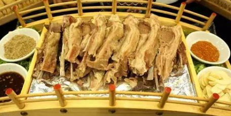 宁夏十大金牌小吃，宁夏十大金牌小吃店名字（宁夏有7项美食上全国金牌小吃榜）