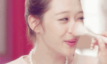 粉饼和蜜粉的区别，散粉、蜜粉、粉饼傻傻分不清（使用的先后顺序是什么）