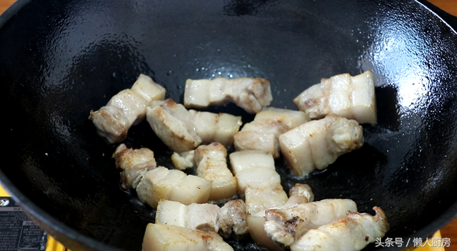 梅干菜蒸肉的家常做法，梅干菜蒸肉的家常做法窍门（手把手教你做梅干菜烧肉）