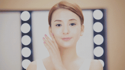 粉饼和蜜粉的区别，散粉、蜜粉、粉饼傻傻分不清（使用的先后顺序是什么）