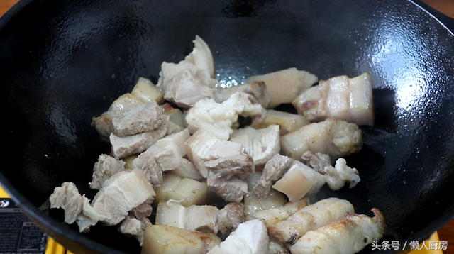 梅干菜蒸肉的家常做法，梅干菜蒸肉的家常做法窍门（手把手教你做梅干菜烧肉）