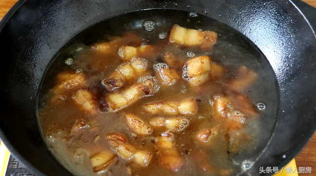 梅干菜蒸肉的家常做法，梅干菜蒸肉的家常做法窍门（手把手教你做梅干菜烧肉）