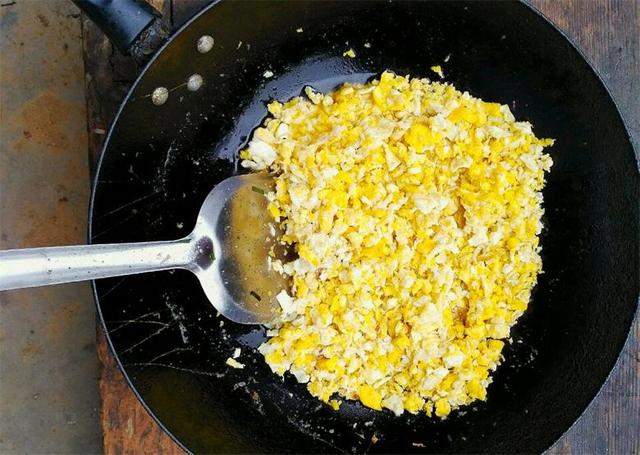 土豆素馅饺子做法大全集，土豆素馅饺子的配方（农村妈妈在饺子馅中加入土豆）