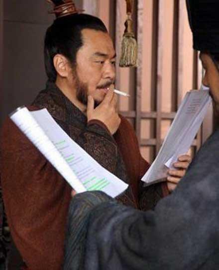 有一种思念叫望川秋水有一种寒冷叫忘穿秋裤，有种寒冷叫忘穿秋裤 有种思念叫望穿秋水（有一种思念叫做望穿秋水图片）