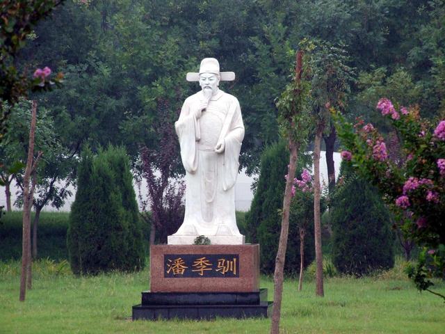 张居正之死，张居正之死与戚继光的尴尬（张居正的悲惨命运）