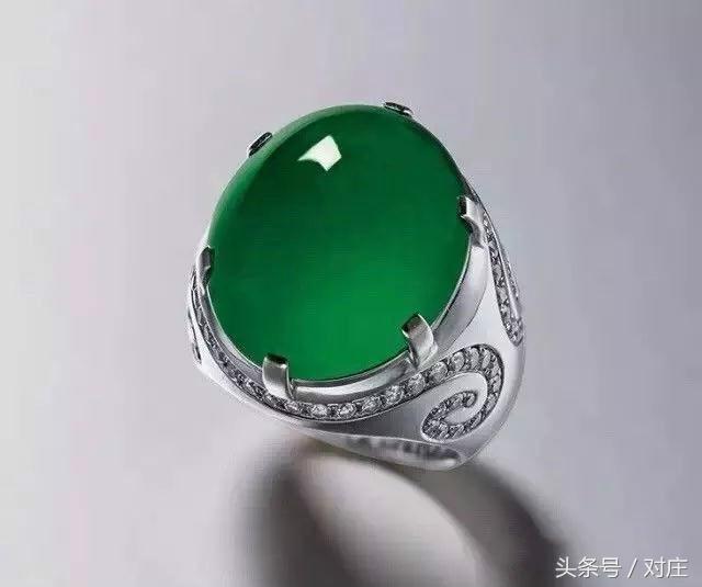 香港克拉美钻石，中国十大钻石品牌排行（香港保利秋拍6000万成交翡翠套链）