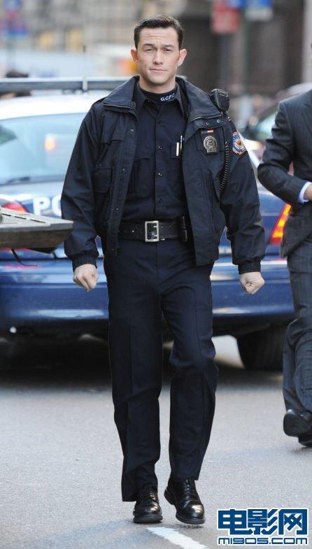 蝙蝠侠三部曲观看顺序，蝙蝠侠3部曲观看顺序（完整解读诺兰版电影《蝙蝠侠》三部曲）