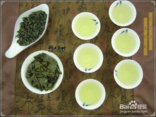 铁观音茶的功效，铁观音茶叶的功效（安溪铁观音茶叶的功效与作用）