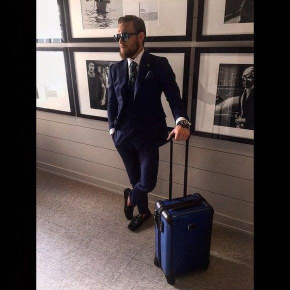 康纳，微信头像，康纳（康纳麦格雷戈壁纸）