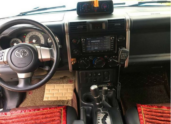 fj是什么牌子，马克华菲是什么牌子（FJ酷路泽小伙花40万买下来）