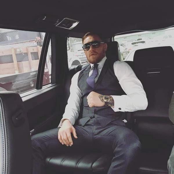 康纳，微信头像，康纳（康纳麦格雷戈壁纸）