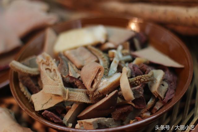羊杂炖汤方法，羊汤去秋寒强壮筋骨