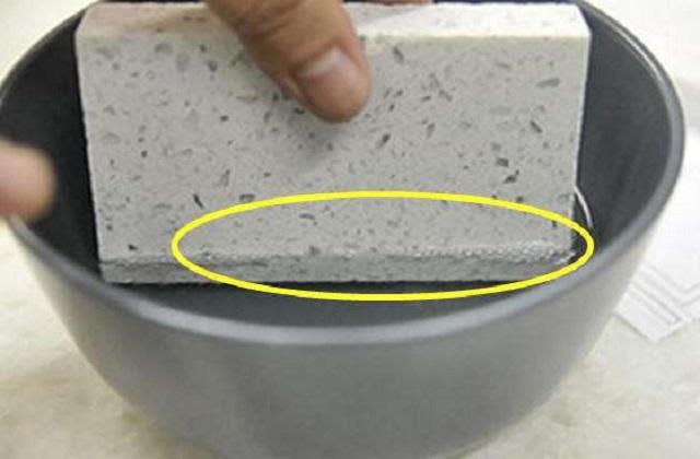 如何鉴别石英石橱柜台面，怎样鉴别石英石台面（石英石台面要这样挑才不会买到假货）