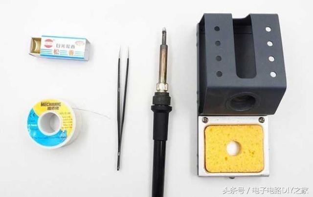 电烙铁的使用方法，电烙铁的使用方法和技巧（电子电路DIY工具）