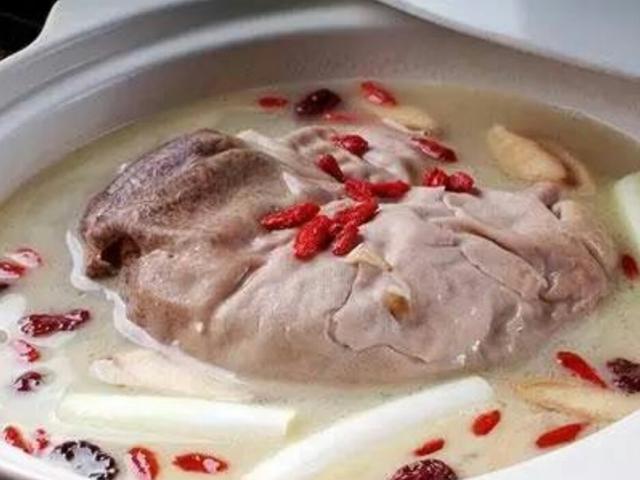 助孕水鱼汤做法，助孕水鱼汤的做法（据说70%的备孕女性吃这个都怀上了）