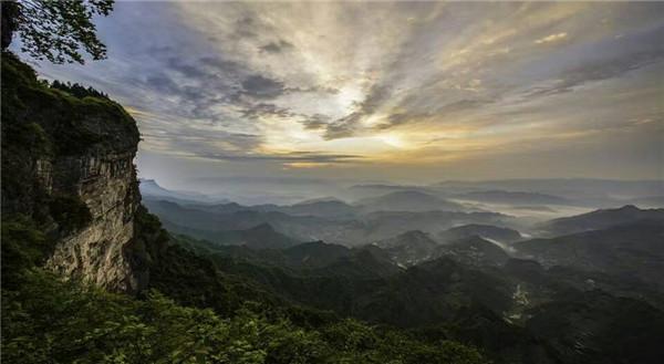 彭水有哪些旅游景点，彭水 必游景点（旅游景点；重庆彭水旅游胜地）