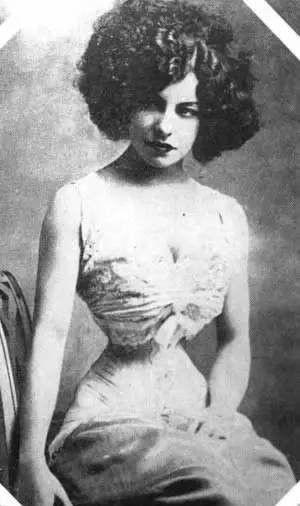 腰围60厘米是几尺几呀，87的腰围是几尺几的（赵丽颖杨幂热巴……）