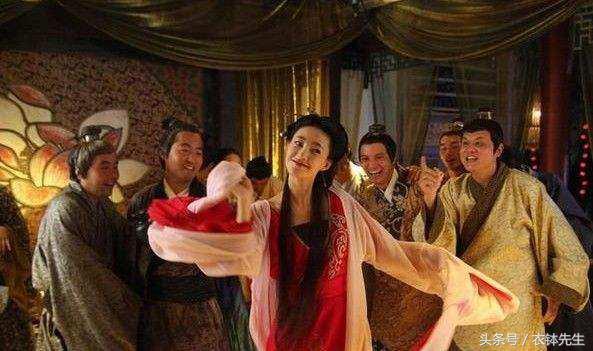 cao榴社区，落魄之后却为什么这么惨