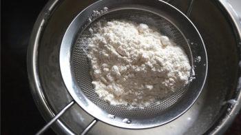蛋清有蛋黄打不发补救，蛋白打不发的补救方案之蛋糕软饼~